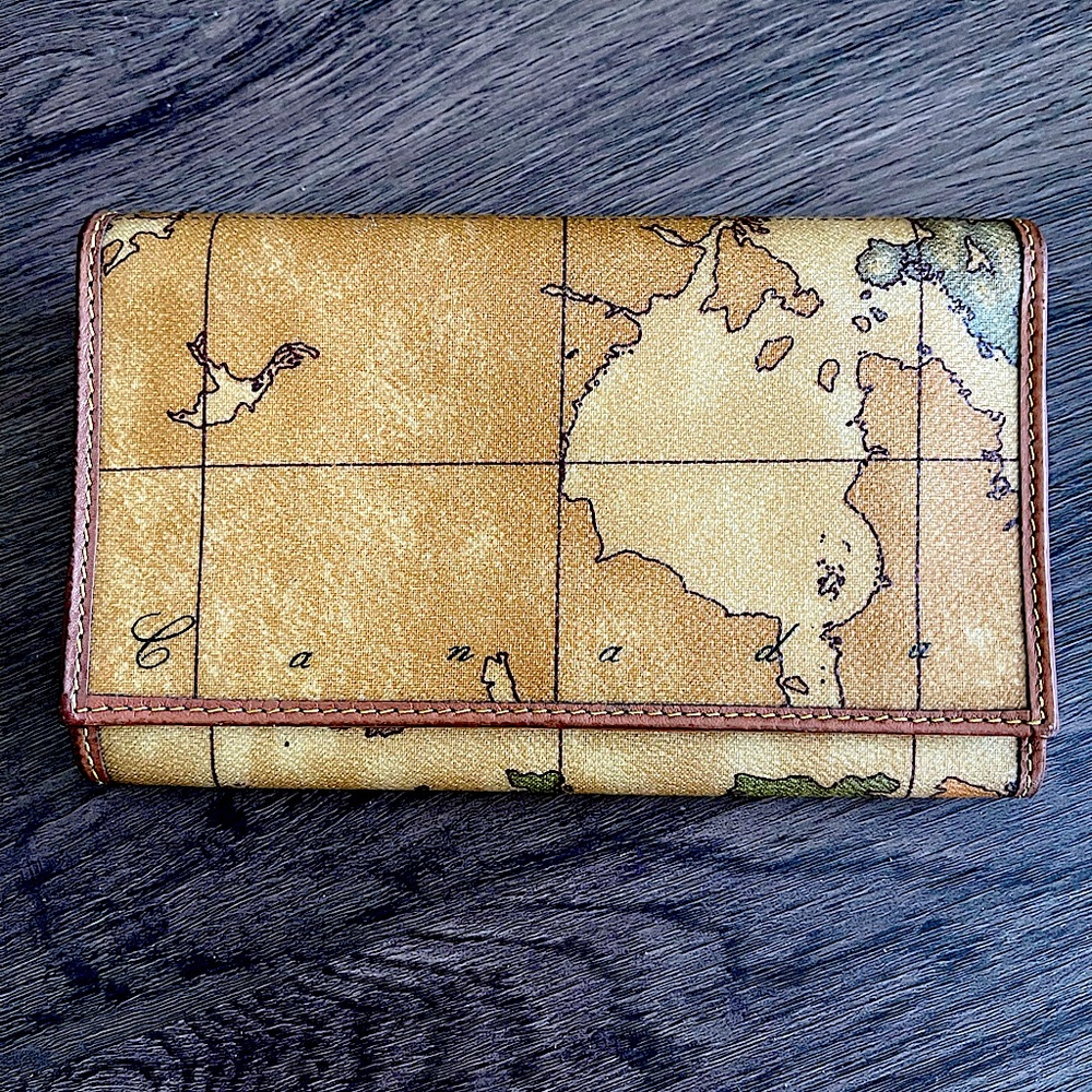 Alviero Martini Classic tri- fold Wallet.